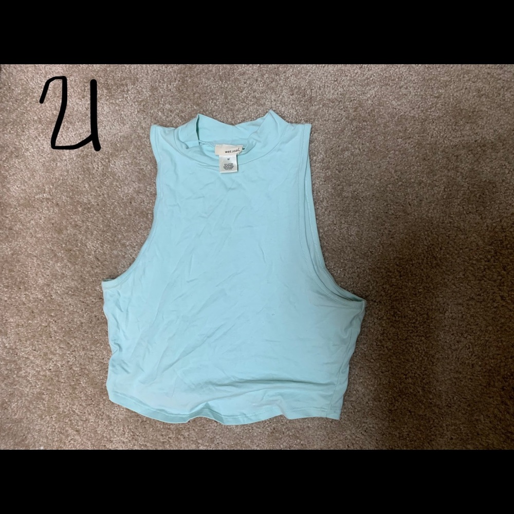 Crop top